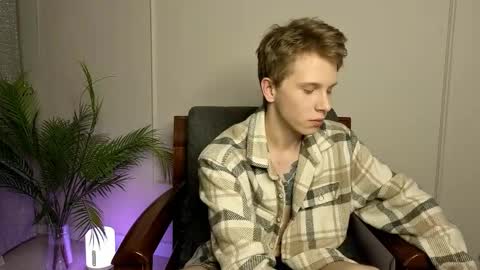 Archie online show from December 2025 12:05:01 AM