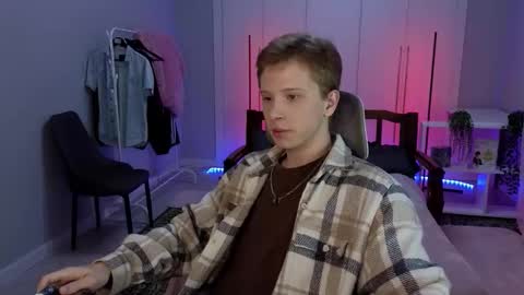 Archie online show from December 2025 02:54:02 AM