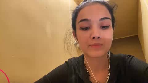 Amina online show from January 2026 06:12:02 PM