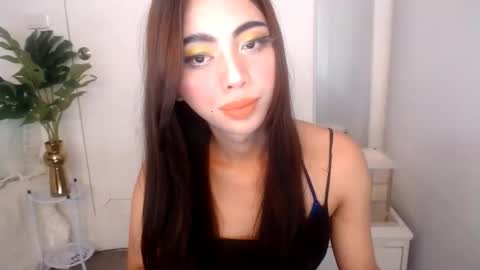 Ariella online show from April 2026 06:19:01 AM