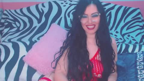 Snapshot of ary_z chatting on October 2025 03:43:02 AM Ary online show from October 2025 03:43:02 AM