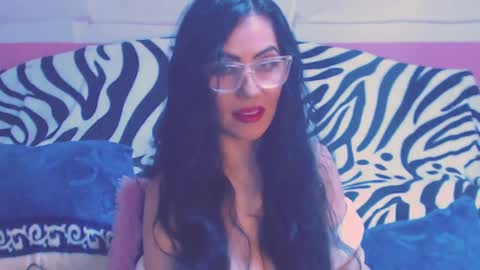 Snapshot of ary_z chatting on November 2025 11:43:02 PM Ary online show from November 2025 11:43:02 PM