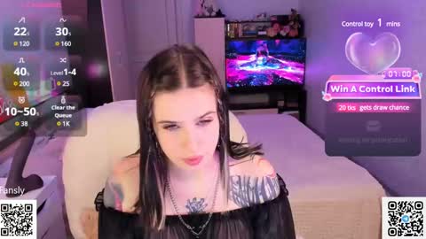 Snapshot of arya_deepthroat_queen chatting on January 2025 05:52:02 PM Arya Fn Talented Arya online show from January 2025 05:52:02 PM