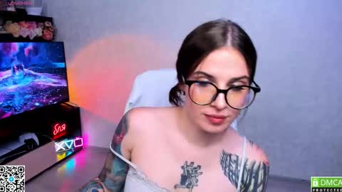 Snapshot of arya_deepthroat_queen chatting on September 2025 01:10:01 AM Arya Fn Talented Arya online show from September 2025 01:10:01 AM