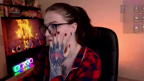 Snapshot of arya_deepthroat_queen chatting on November 2025 03:31:01 AM Arya Fn Talented Arya online show from November 2025 03:31:01 AM