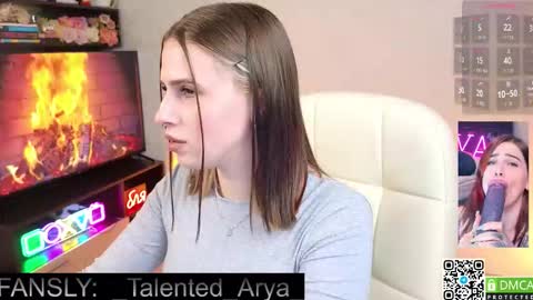 Snapshot of arya_deepthroat_queen chatting on November 2025 02:20:02 PM Arya Fn Talented Arya online show from November 2025 02:20:02 PM
