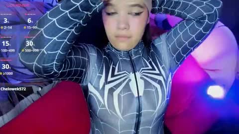 Snapshot of arybutty chatting on January 2025 06:24:02 PM Ary online show from January 2025 06:24:02 PM