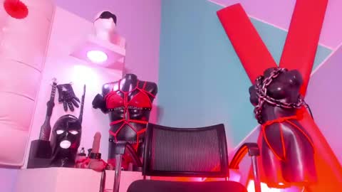 aryfox77 online show from April 2026 06:13:02 PM