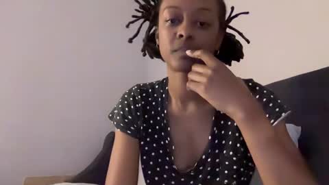 Aryka online show from April 2026 01:44:01 AM