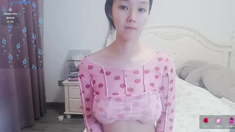Lily online show from May 2026 03:45:01 AM