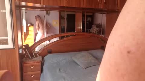 Snapshot of ascbi chatting on February 2026 11:42:01 AM Troy online show from February 2026 11:42:01 AM