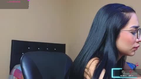 Asena online show from February 2025 04:33:02 AM