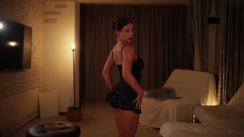 Call me Ann online show from September 2025 07:03:02 PM