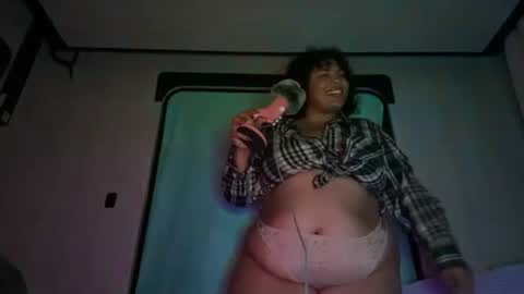 Snapshot of asettheegoddess chatting on December 2024 04:10:02 AM TheeGoddessAset online show from December 2024 04:10:02 AM