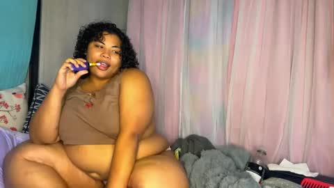 Snapshot of asettheegoddess chatting on January 2025 12:30:01 AM TheeGoddessAset online show from January 2025 12:30:01 AM