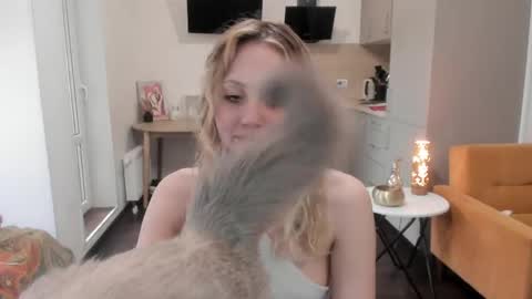 Ashley but u can call me Ash  im living with neighbor we just friends pls dont ask we not couple online show from April 2026 05:04:02 AM