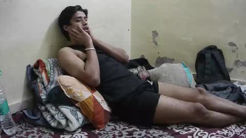 ash2730 online show from December 2025 06:27:02 PM