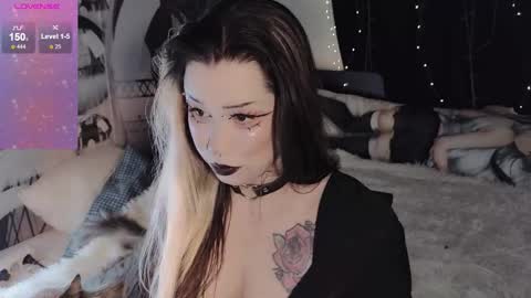 Snapshot of asha_nekooo chatting on November 2025 11:18:01 PM Sasha next stream December 4st at 0000- 0030 am German time online show from November 2025 11:18:01 PM