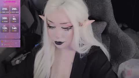 Snapshot of asha_nekooo chatting on December 2025 11:55:02 PM Sasha next stream December 4st at 0000- 0030 am German time online show from December 2025 11:55:02 PM