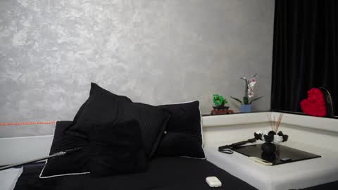 Snapshot of ashadevon_fit chatting on January 2025 01:50:01 AM Asha online show from January 2025 01:50:01 AM