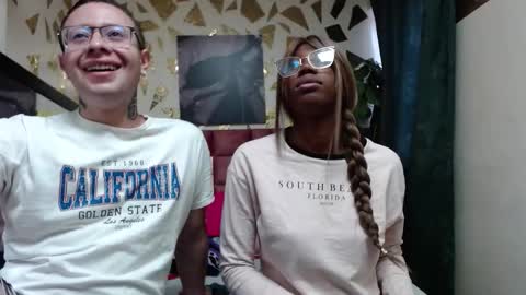 ashanti_and__alejo online show from October 2025 11:55:01 AM