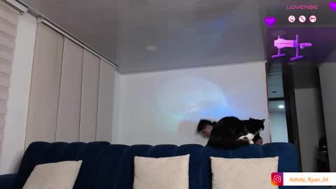 Ashley And Ryan  online show from September 2025 12:10:02 AM