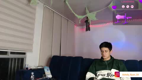 Ashley And Ryan  online show from October 2025 11:36:02 PM