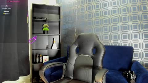   Asher  online show from May 2026 07:56:02 PM