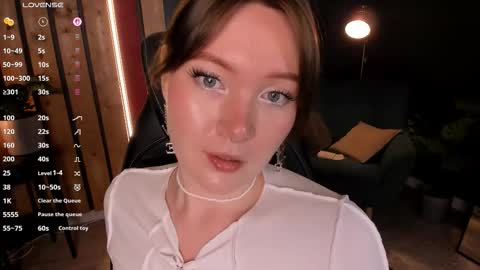 Snapshot of ashhasmy chatting on October 2025 12:11:01 PM Ash online show from October 2025 12:11:01 PM