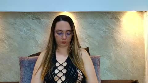 Asley Bennet online show from October 2025 03:40:02 AM