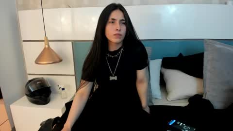 Ashkoreh online show from May 2026 07:20:01 PM