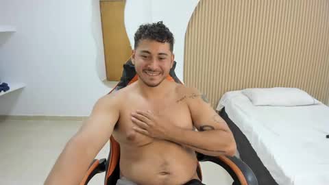 ashlan_king online show from April 2026 08:15:01 PM