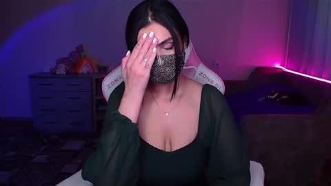   Yasmina   online show from February 2025 06:53:02 AM