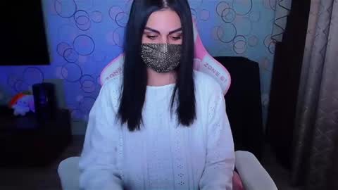   Yasmina   online show from September 2025 04:47:02 AM