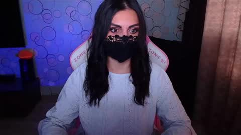   Yasmina   online show from October 2025 04:02:01 AM