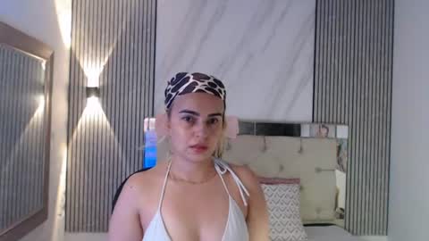 Snapshot of ashley__tylor chatting on June 2026 07:24:01 PM ashley__tylor online show from June 2026 07:24:01 PM