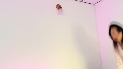 Ashley online show from December 2025 11:52:02 AM