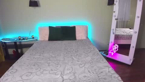 Alina online show from February 2025 07:24:02 AM