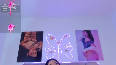 Snapshot of ashley_piinkk chatting on May 2026 06:20:02 AM Ashley online show from May 2026 06:20:02 AM