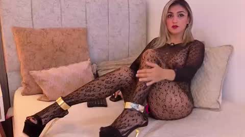 Camila online show from February 2026 08:17:02 PM