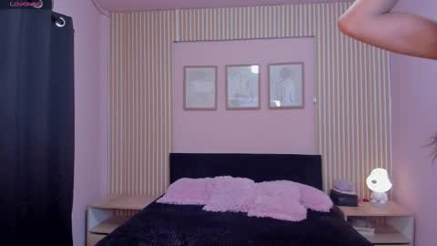 ashleycooper_2 online show from November 2025 04:50:02 PM