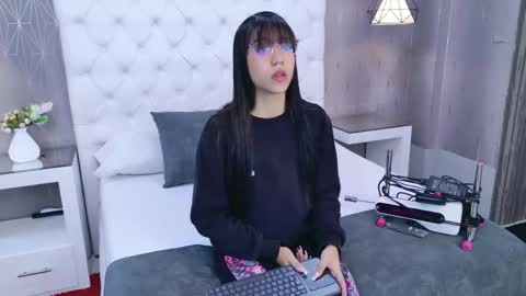 AshleyRoberh online show from May 2026 07:44:01 PM