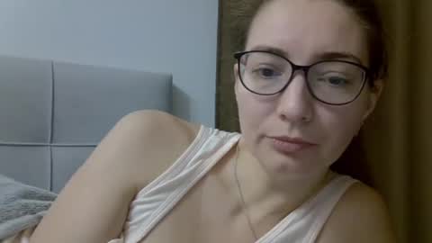 Ashley online show from December 2025 05:57:01 AM