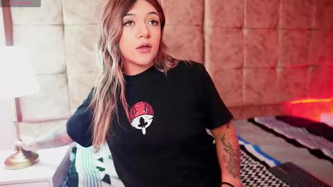 Ashley Lauren online show from February 2026 03:47:02 AM