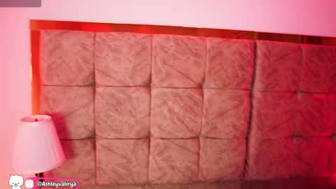 Ashley Lauren online show from February 2026 04:00:01 AM