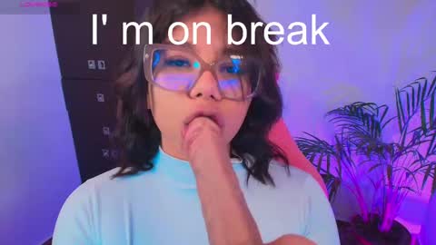 Ashleyy18   online show from September 2025 10:22:01 PM