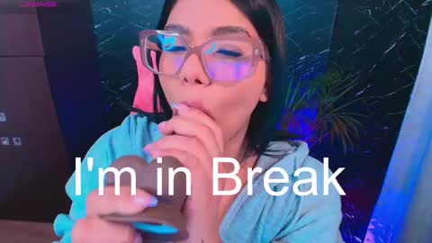 Ashleyy18   online show from October 2025 10:22:01 PM