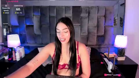 Snapshot of ashly_bloom chatting on June 2026 01:10:01 AM Ashly online show from June 2026 01:10:01 AM
