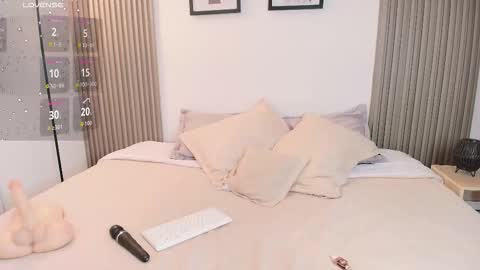    online show from February 2026 02:16:01 AM