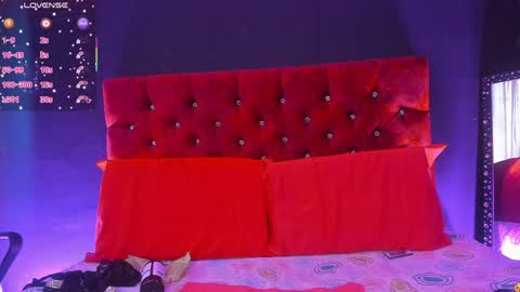 Ashly online show from April 2026 06:35:02 PM